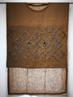 Vilmos Marės autorinių drabužiai su ornamentais, paremtais baltiškais raštais