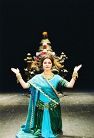 Odette in E.Kálmán‘s operetta DIE BAJADERE. 2004.