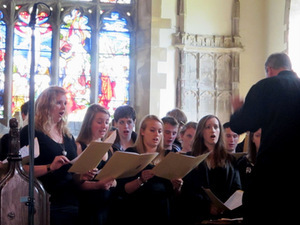 Royal Holloway University Choir conducted by Rupert Gough