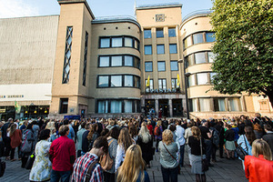 Exhibition opening at the Kaunas Central Post Office. Remis Ščerbauskas photo