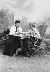 Game of chess: Antanina Bower Saint Clair (on the right) and Kosakovskiai' children's teacher Adelė Sługocka. Vaitkuškis, 1902 08 05. Property of National M. K. Čiurlionis Art Museum