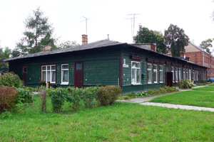 Tidy apartment house in the Low Šančiai, Kaunas. Photo by foto I.Veliutė