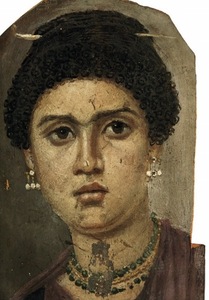 24 metų amžiaus moters sarkofago dangtis, rastas Fajume.  Datuojama 75 – 100 m. po Kr.  Egipto muziejus, Kairas.