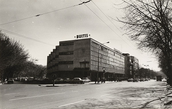 V. J. Dičius. Prekybos rūmai „Buitis“. 1969